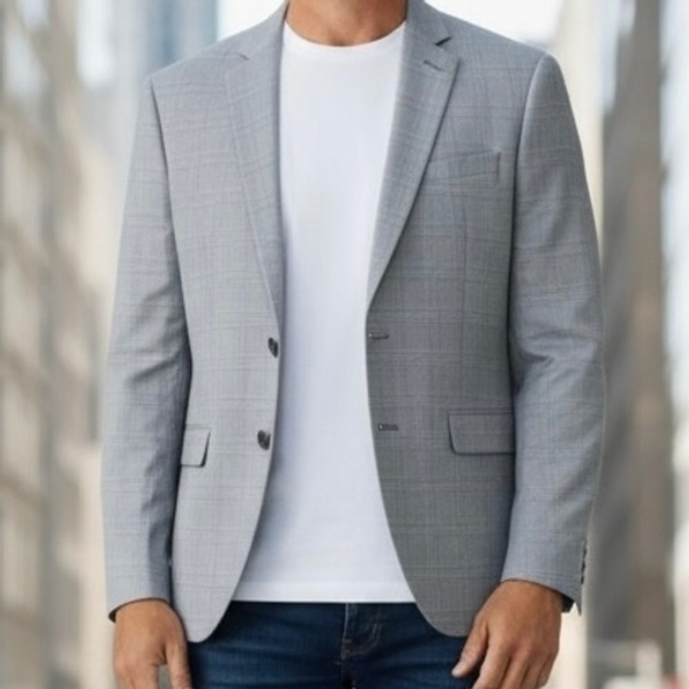 Men's Light Gray Windowpane Sport Coat - Modern Tailored Blazer